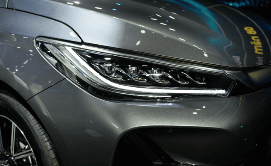 Xevaban.com ở 214 Giải Phóng là đơn vị chuyên cung cấp phụ tùng oto, đồ chơi oto, đồ chơi M6, phụ tùng M6, xevaban, 214 giải phóng, phụ tùng thay thế m9, phụ tùng chính hãng m6, đèn pha m6, đèn hậu m6, linh kiện m6.